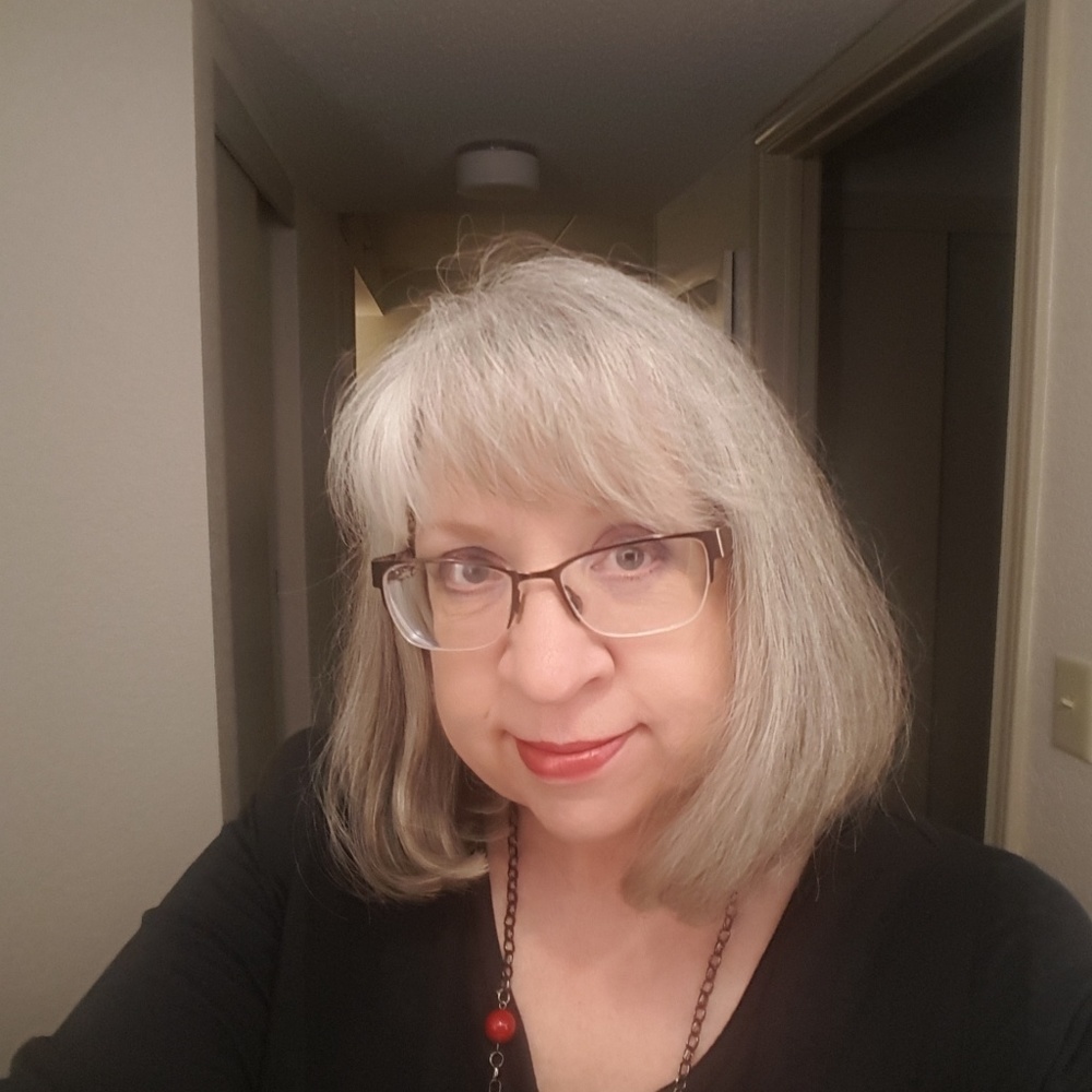 Meet your Posher, Kim-denise